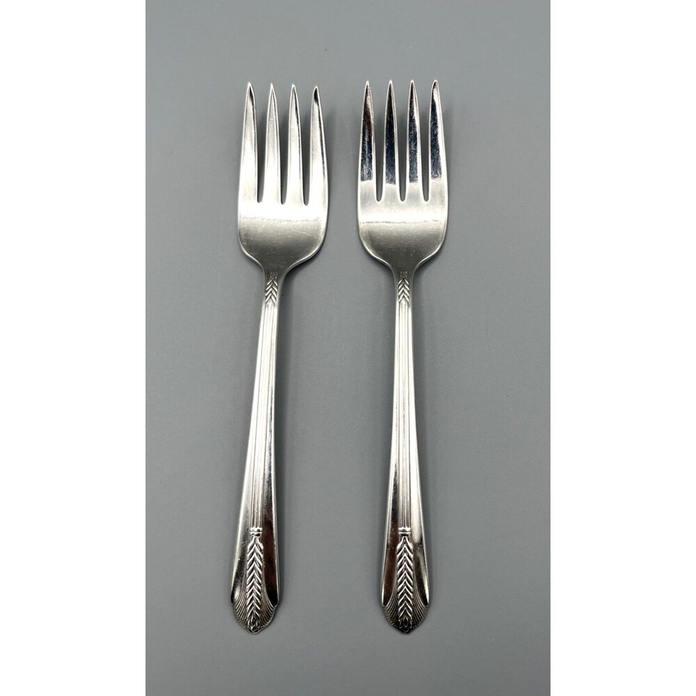 Lot of 2 Salad Forks Wm Rogers Co International Silver Allure 6" - 1939